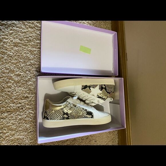 Madden Girl White Larrk Gold Multi Snakeskin Sneakers - Picture 5 of 12